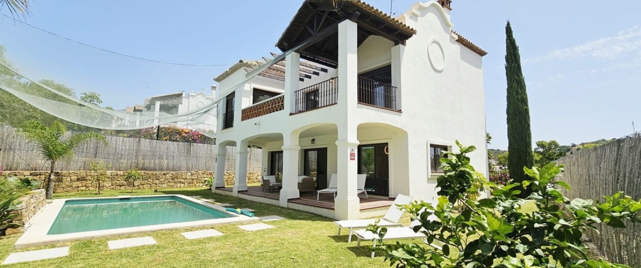 Resale - Villa - Estepona - Estepona Centro