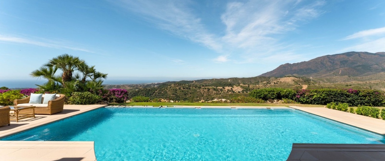Resale - Villa - Estepona - Estepona Centro