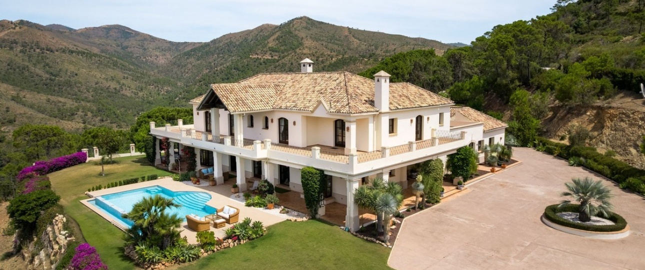 Resale - Villa - Estepona - Estepona Centro
