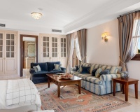 Resale - Villa - Estepona - Estepona Centro