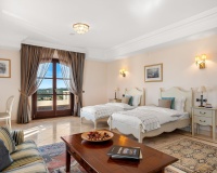 Resale - Villa - Estepona - Estepona Centro