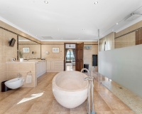 Resale - Villa - Estepona - Estepona Centro