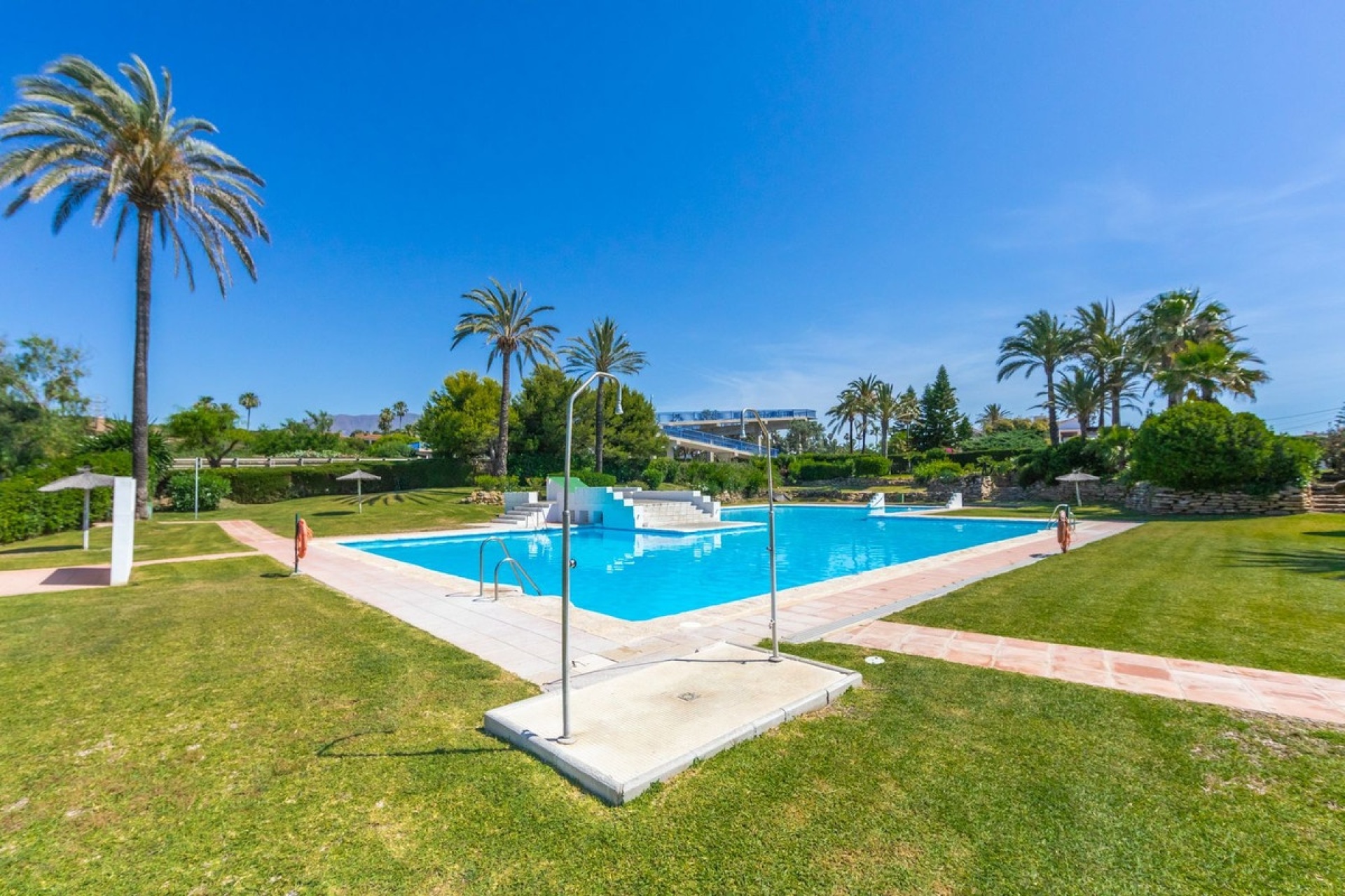 Resale - Villa - Estepona - Estepona Centro