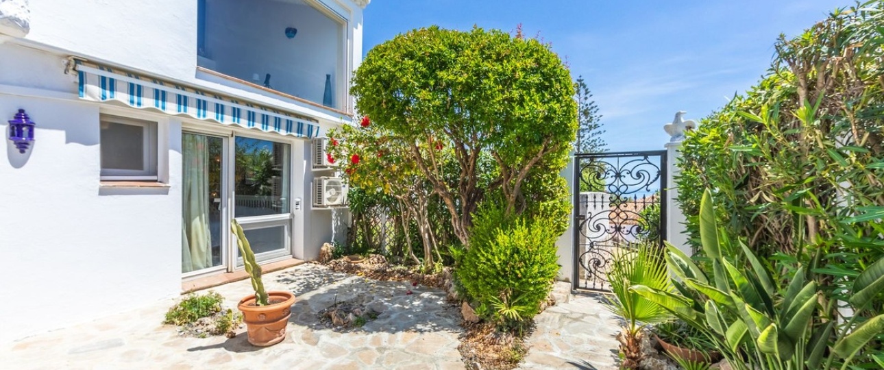 Resale - Villa - Estepona - Estepona Centro