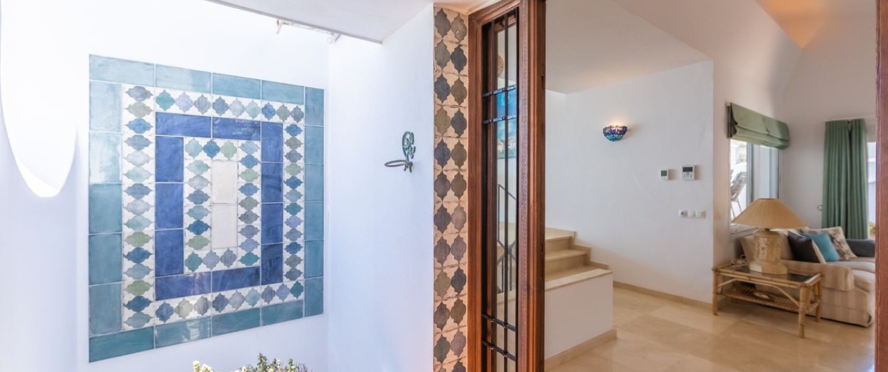 Resale - Villa - Estepona - Estepona Centro