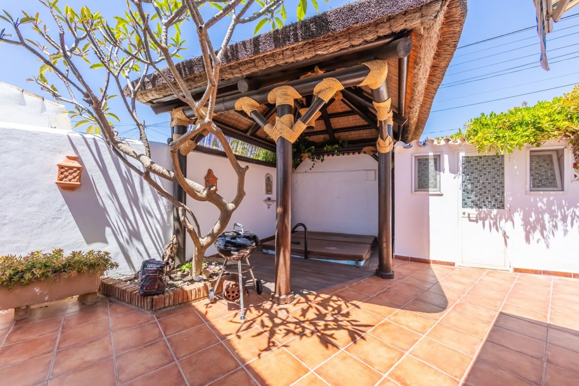 Resale - Villa - Estepona - Estepona Centro