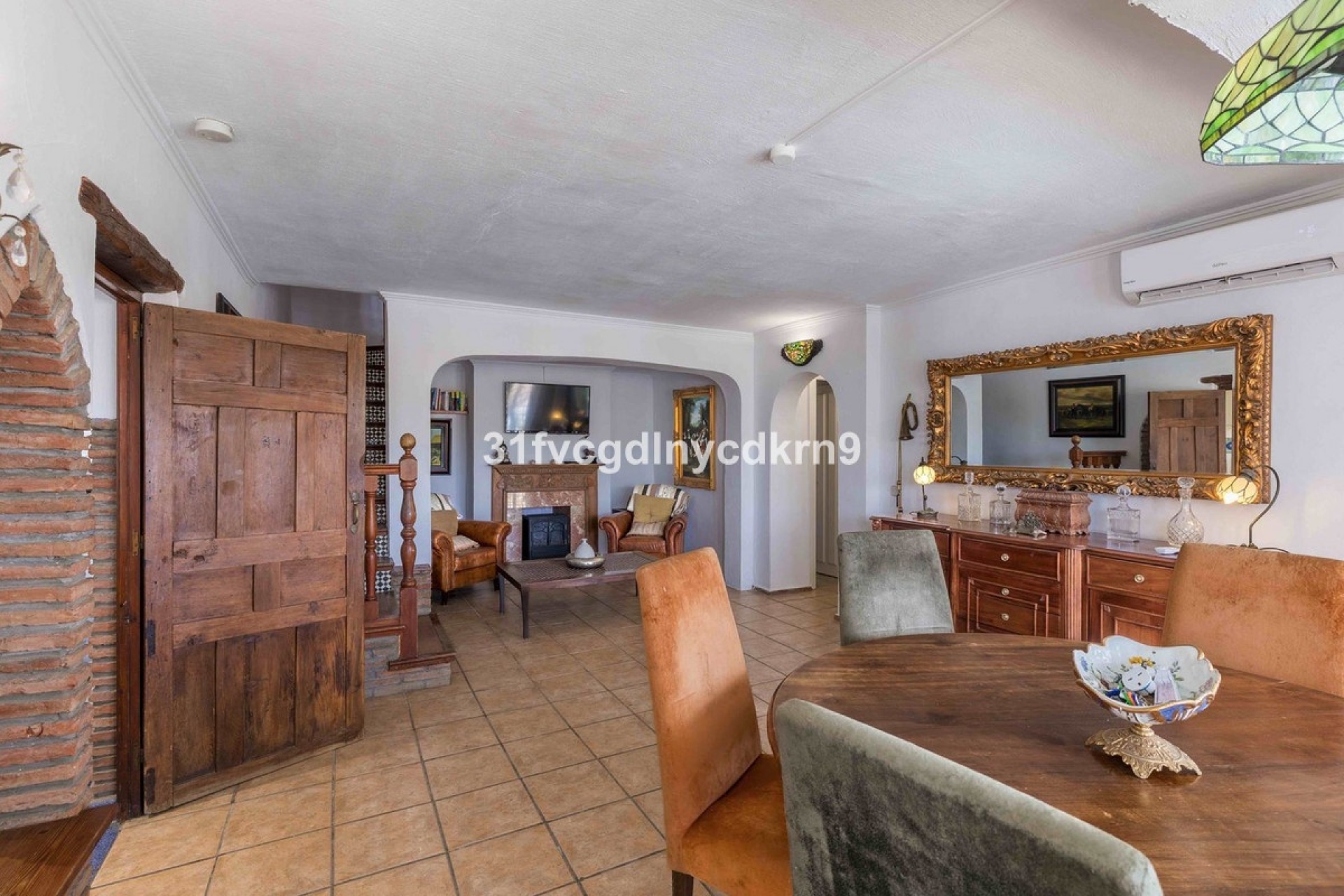 Resale - Villa - Estepona - Estepona Centro