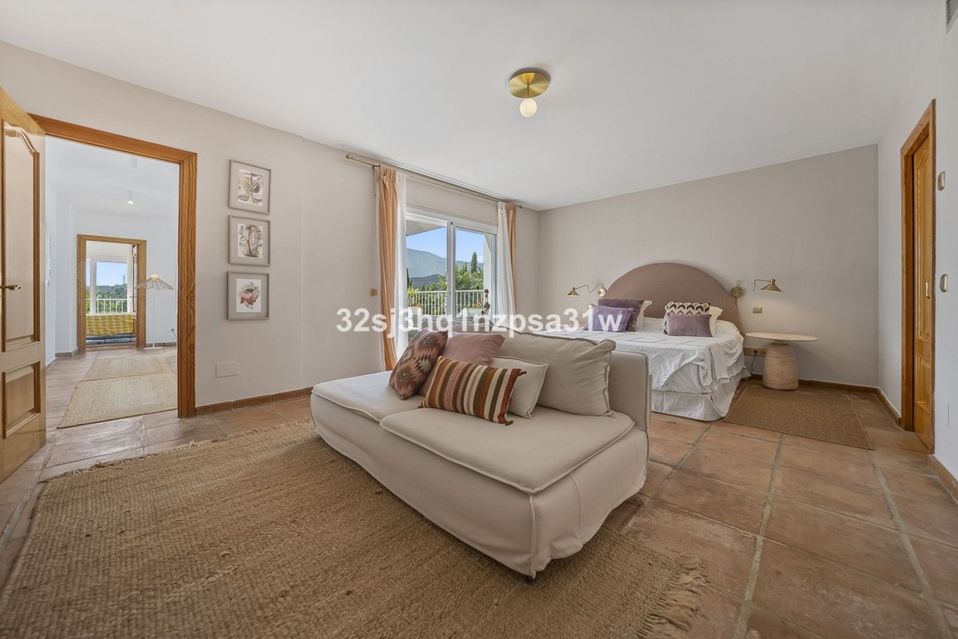 Resale - Villa - Estepona - Estepona Centro
