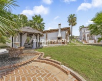 Resale - Villa - Estepona - Estepona Centro