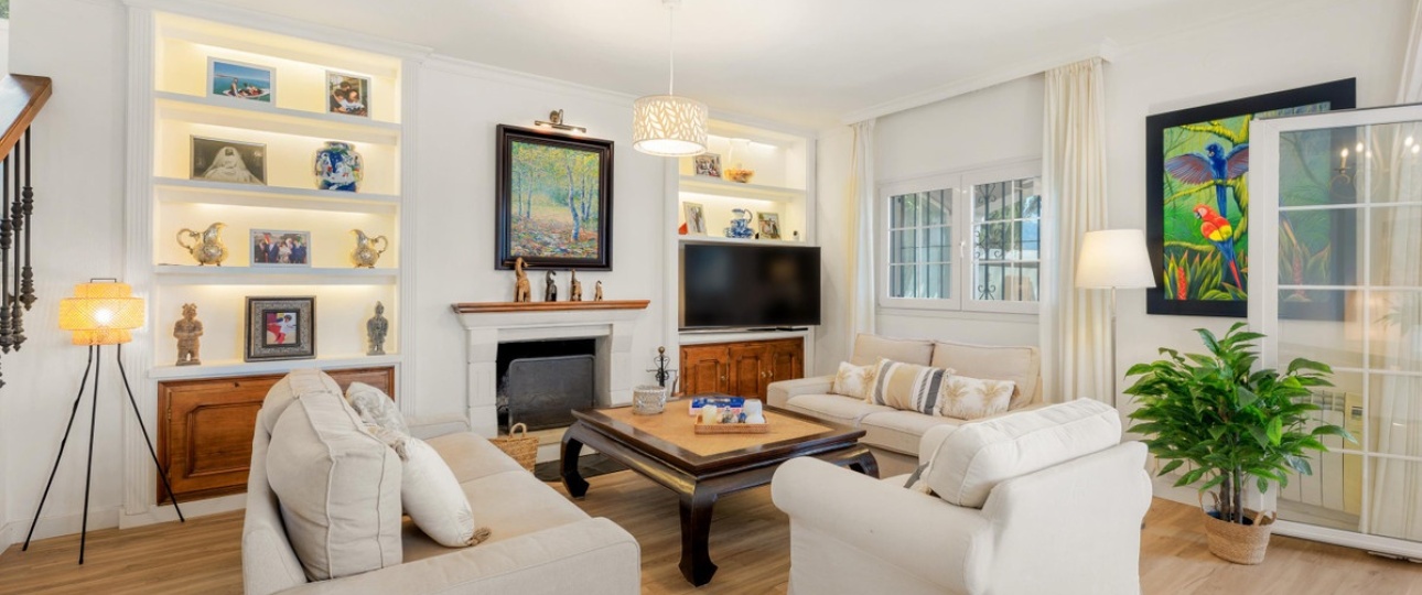 Resale - Villa - Estepona - Estepona Centro