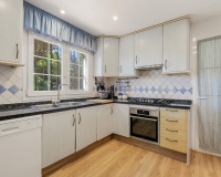 Resale - Villa - Estepona - Estepona Centro
