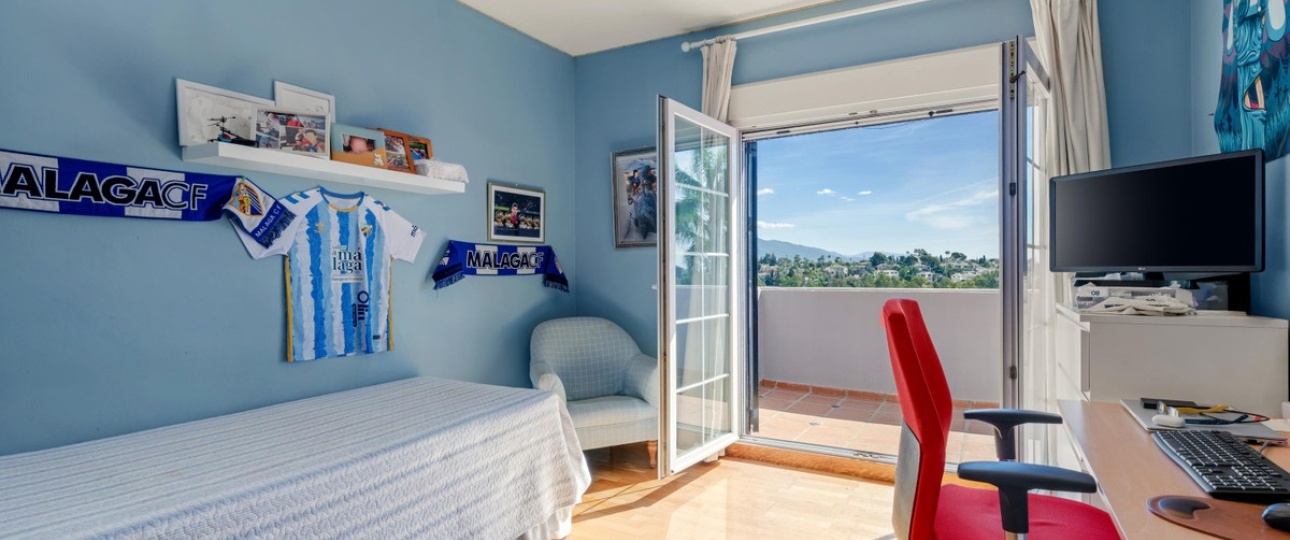 Resale - Villa - Estepona - Estepona Centro