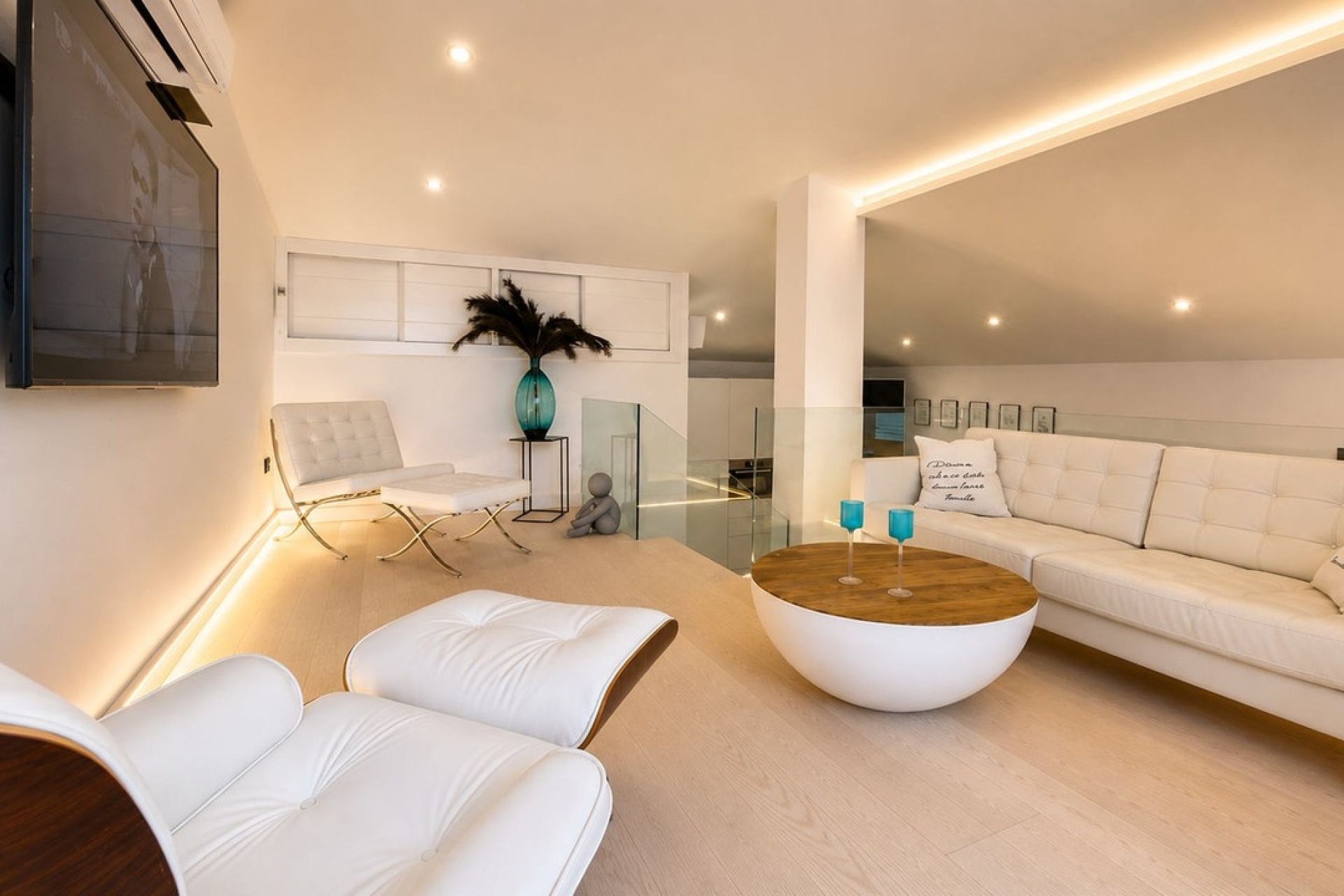 Resale - Villa - Estepona - Estepona Centro