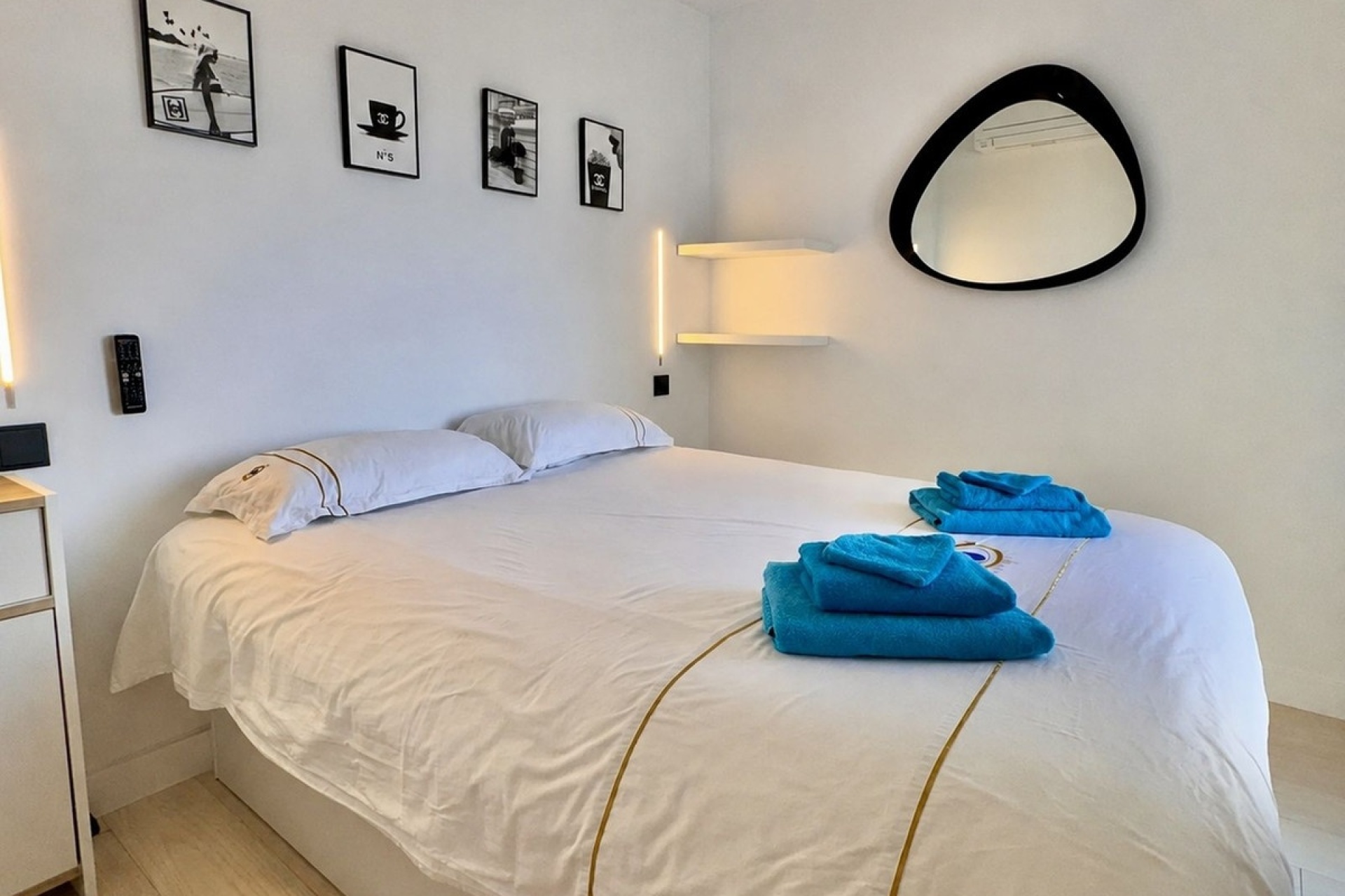 Resale - Villa - Estepona - Estepona Centro