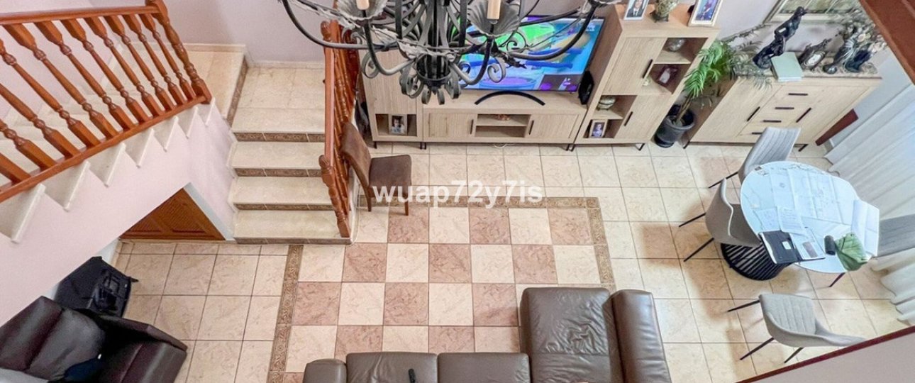 Resale - Villa - Estepona - Estepona Centro