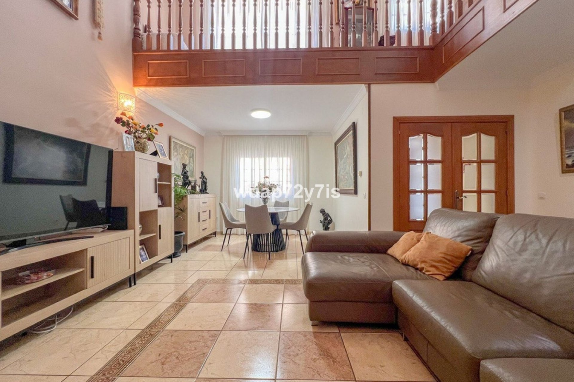 Resale - Villa - Estepona - Estepona Centro