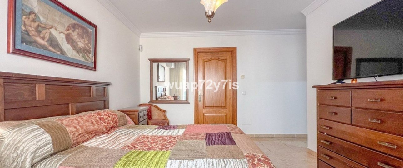 Resale - Villa - Estepona - Estepona Centro
