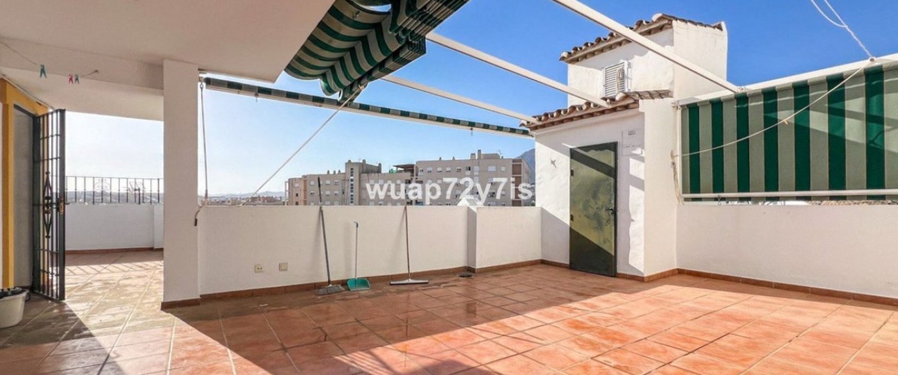 Resale - Villa - Estepona - Estepona Centro