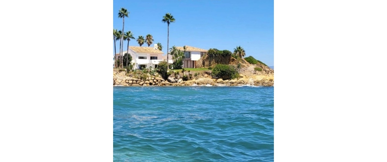 Resale - Villa - Estepona - Estepona Centro