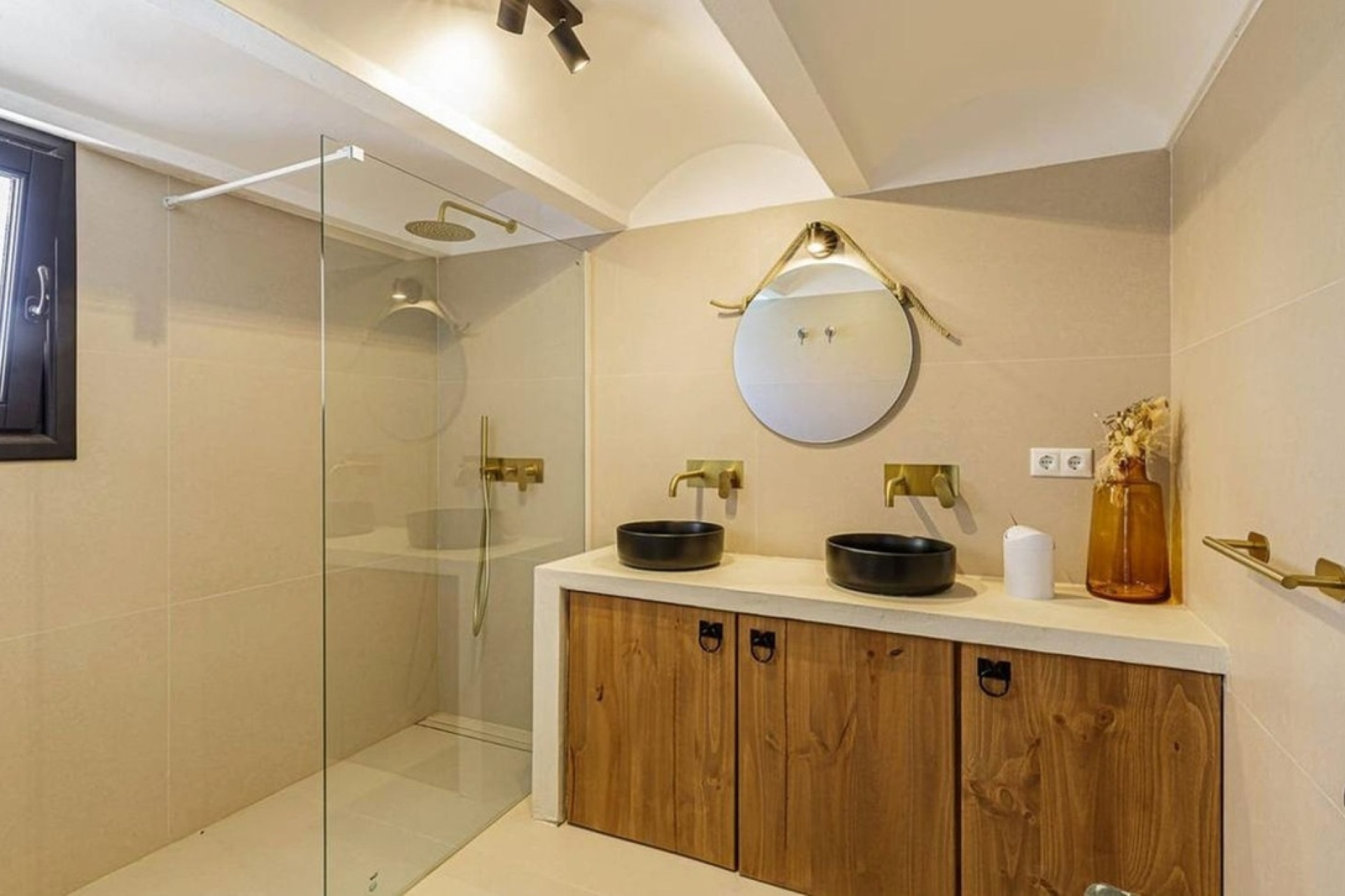 Resale - Villa - Estepona - Estepona Centro