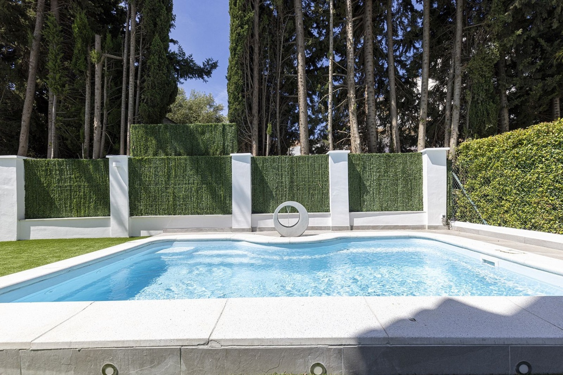 Resale - Villa - Estepona - Estepona Centro