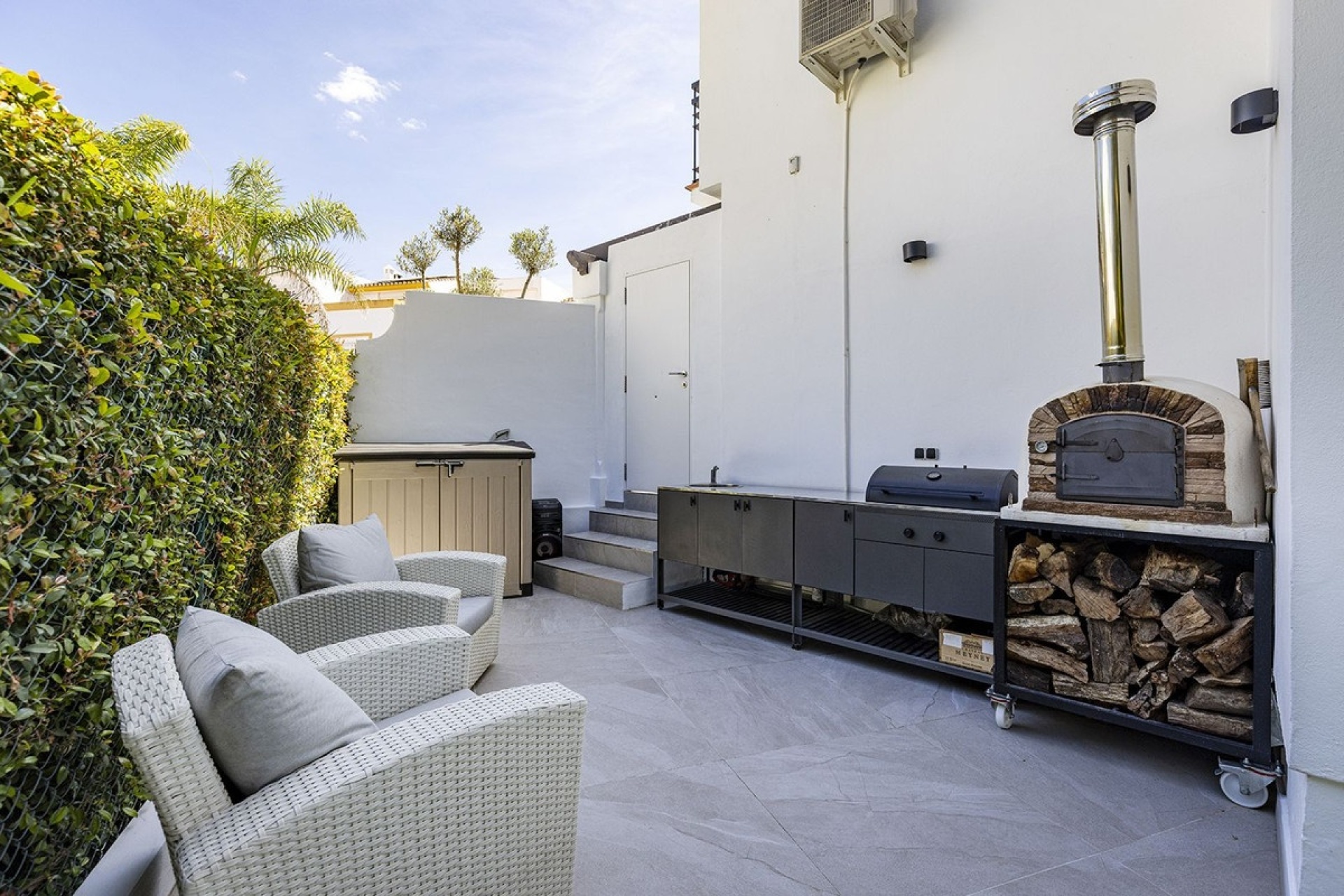 Resale - Villa - Estepona - Estepona Centro