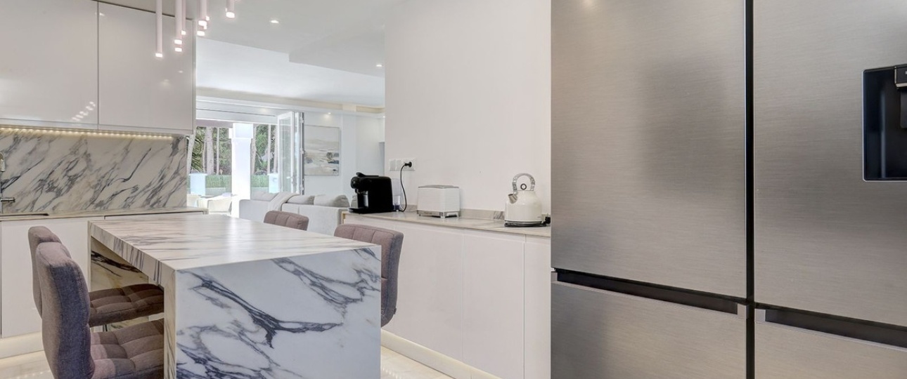 Resale - Villa - Estepona - Estepona Centro