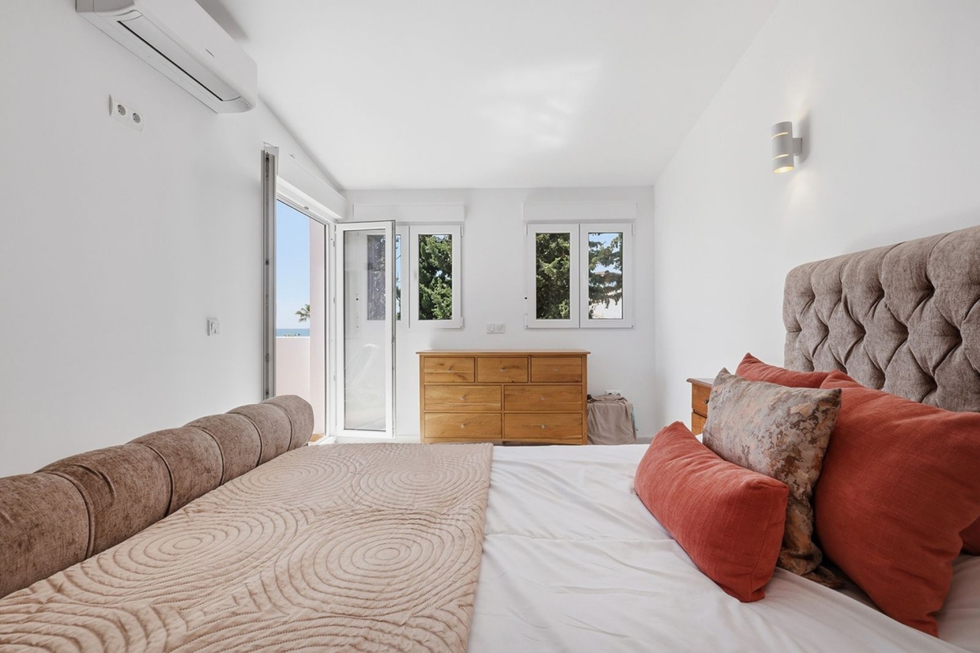 Resale - Villa - Estepona - Estepona Centro