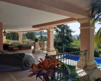 Resale - Villa - Estepona - Estepona Centro