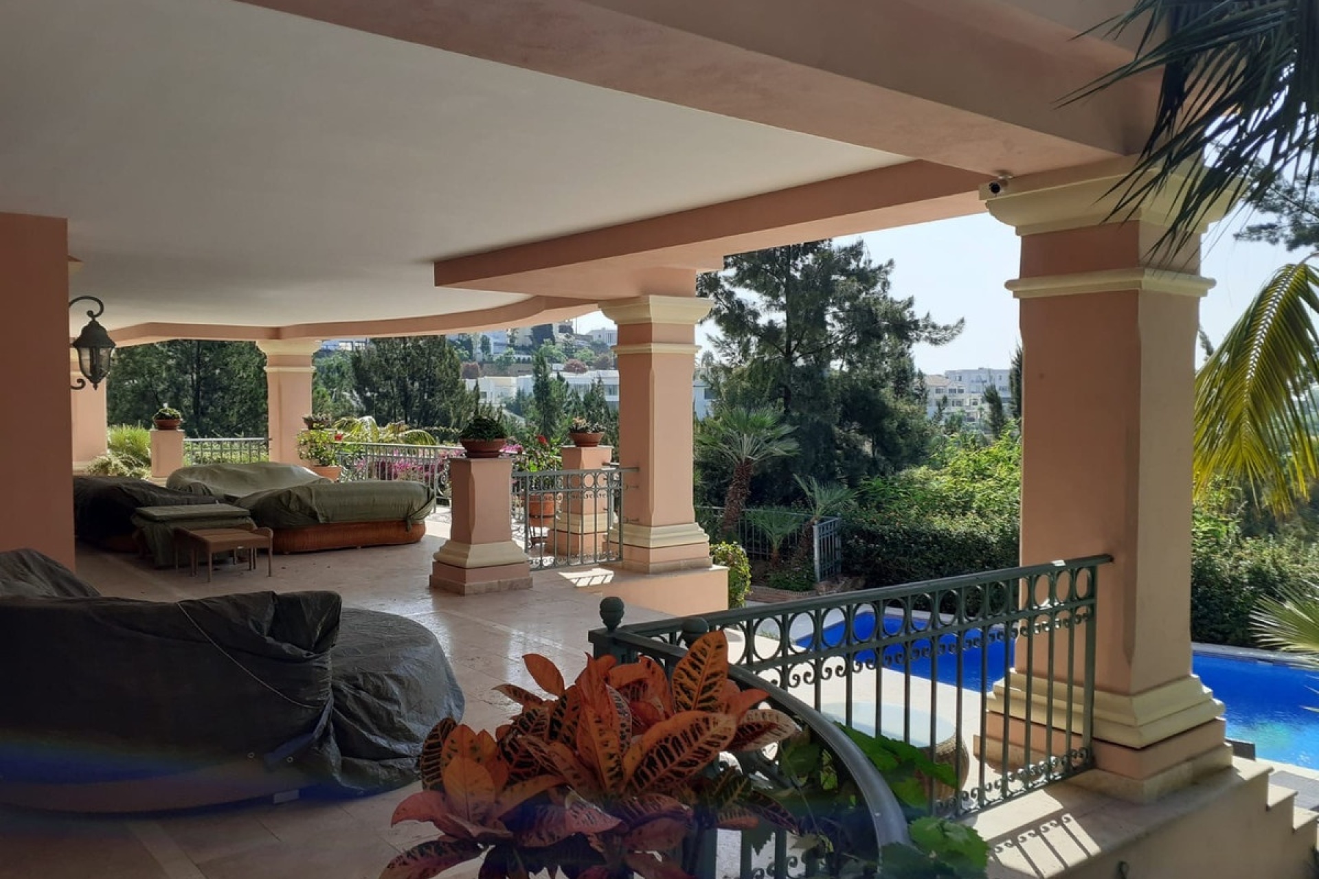 Resale - Villa - Estepona - Estepona Centro