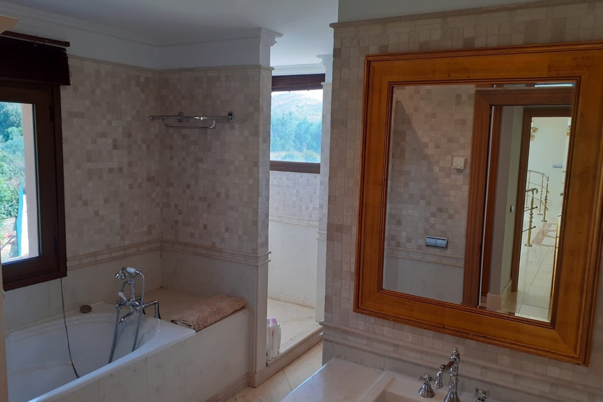 Resale - Villa - Estepona - Estepona Centro