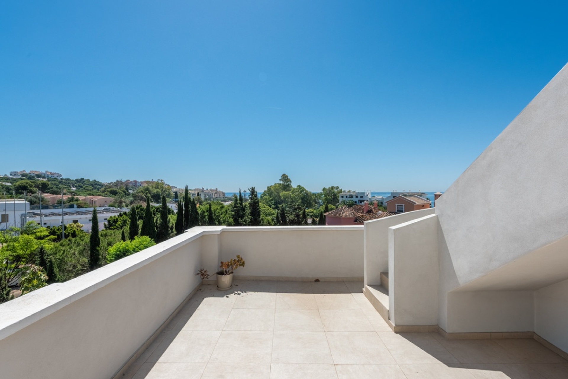 Resale - Villa - Estepona - Estepona Centro