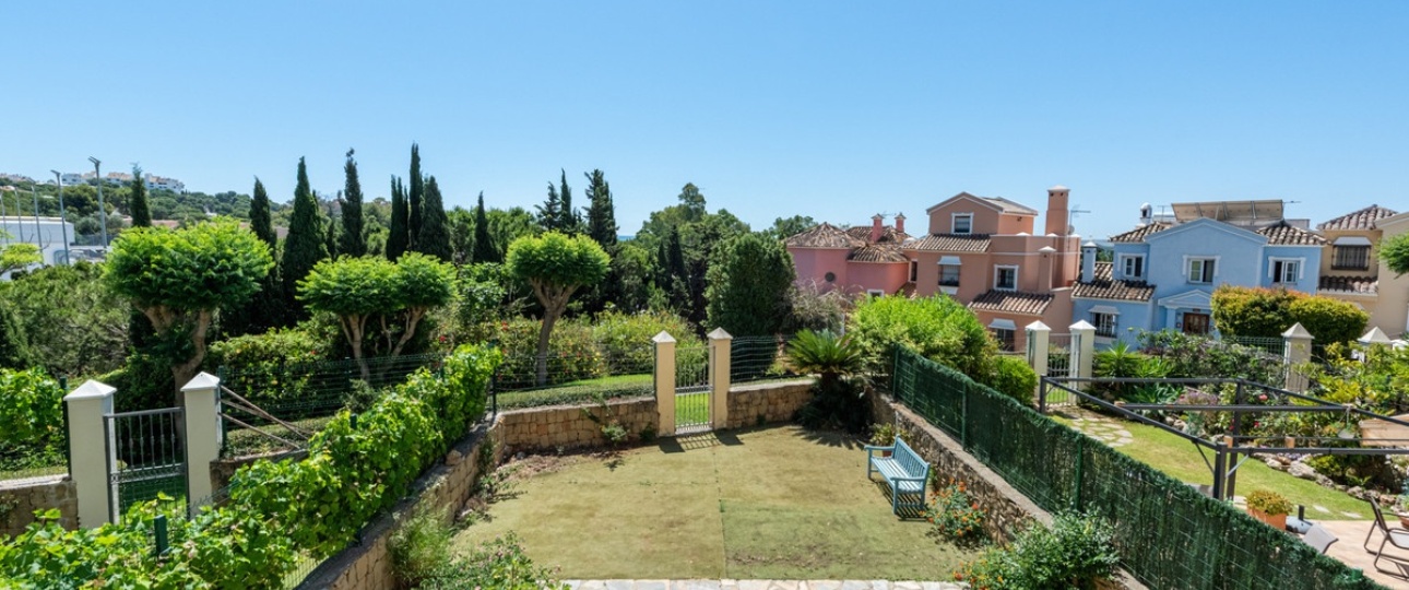 Resale - Villa - Estepona - Estepona Centro