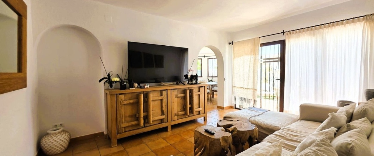 Resale - Villa - Estepona - Estepona Centro