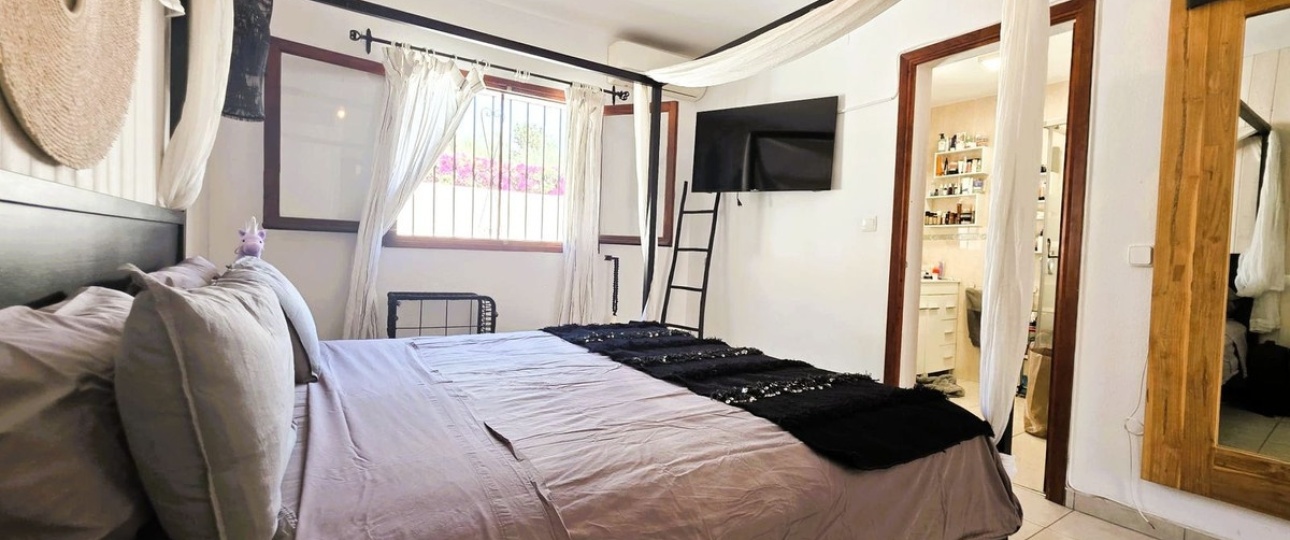 Resale - Villa - Estepona - Estepona Centro
