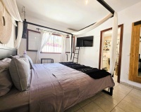 Resale - Villa - Estepona - Estepona Centro