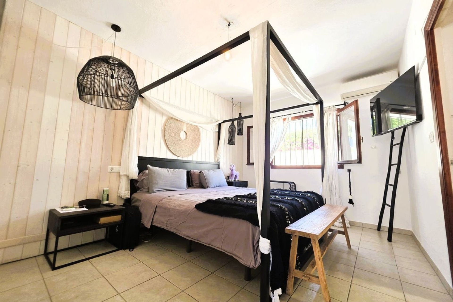 Resale - Villa - Estepona - Estepona Centro