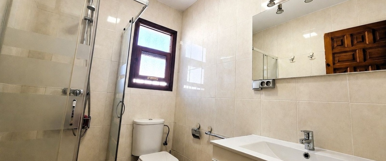 Resale - Villa - Estepona - Estepona Centro