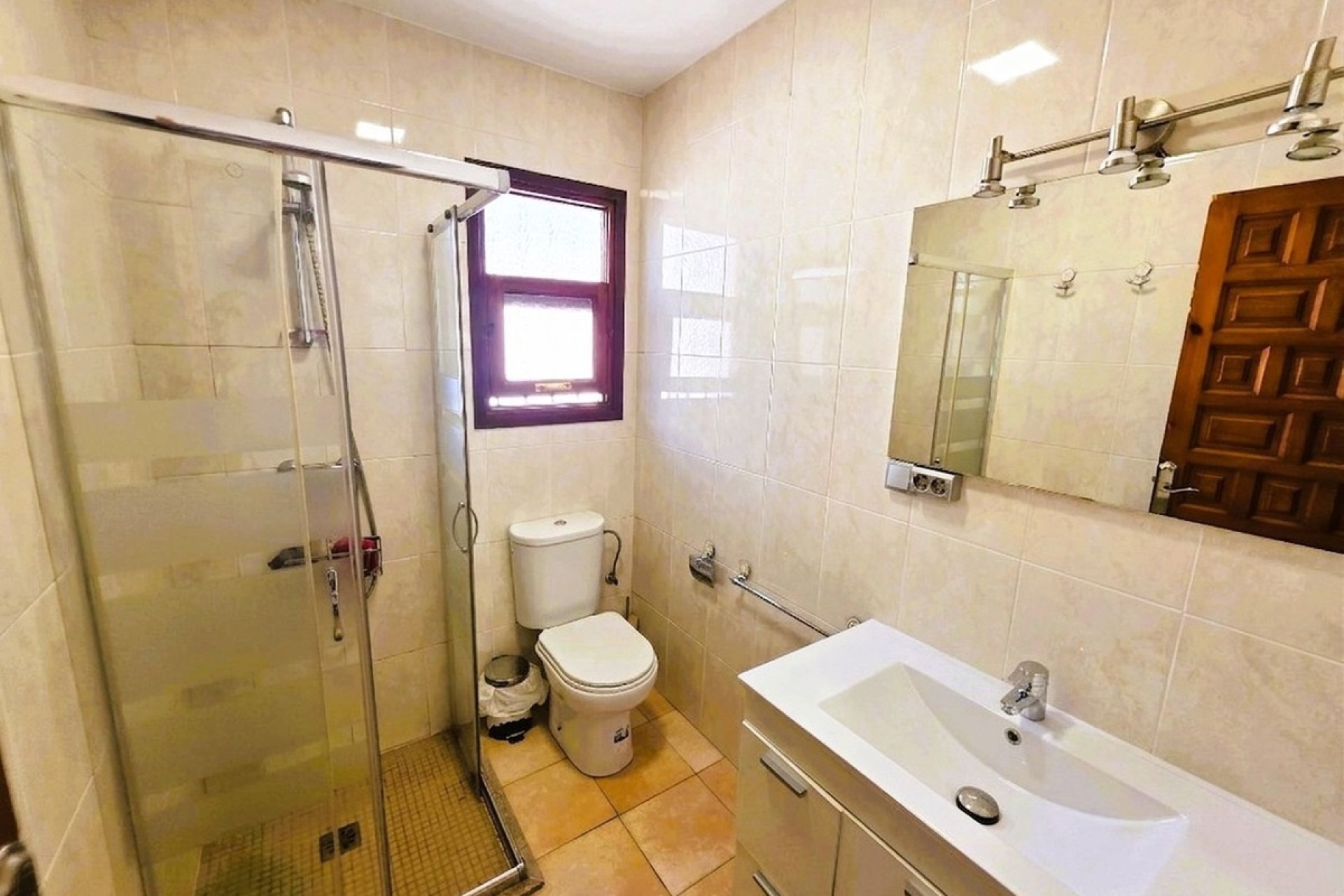 Resale - Villa - Estepona - Estepona Centro