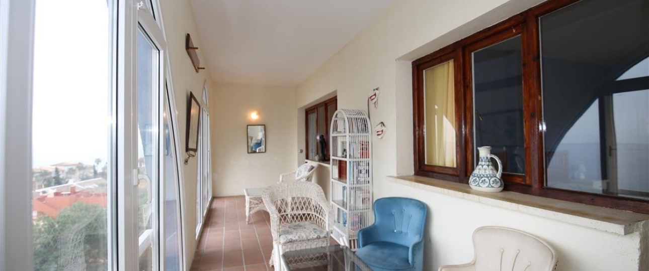 Resale - Villa - Estepona - Estepona Centro
