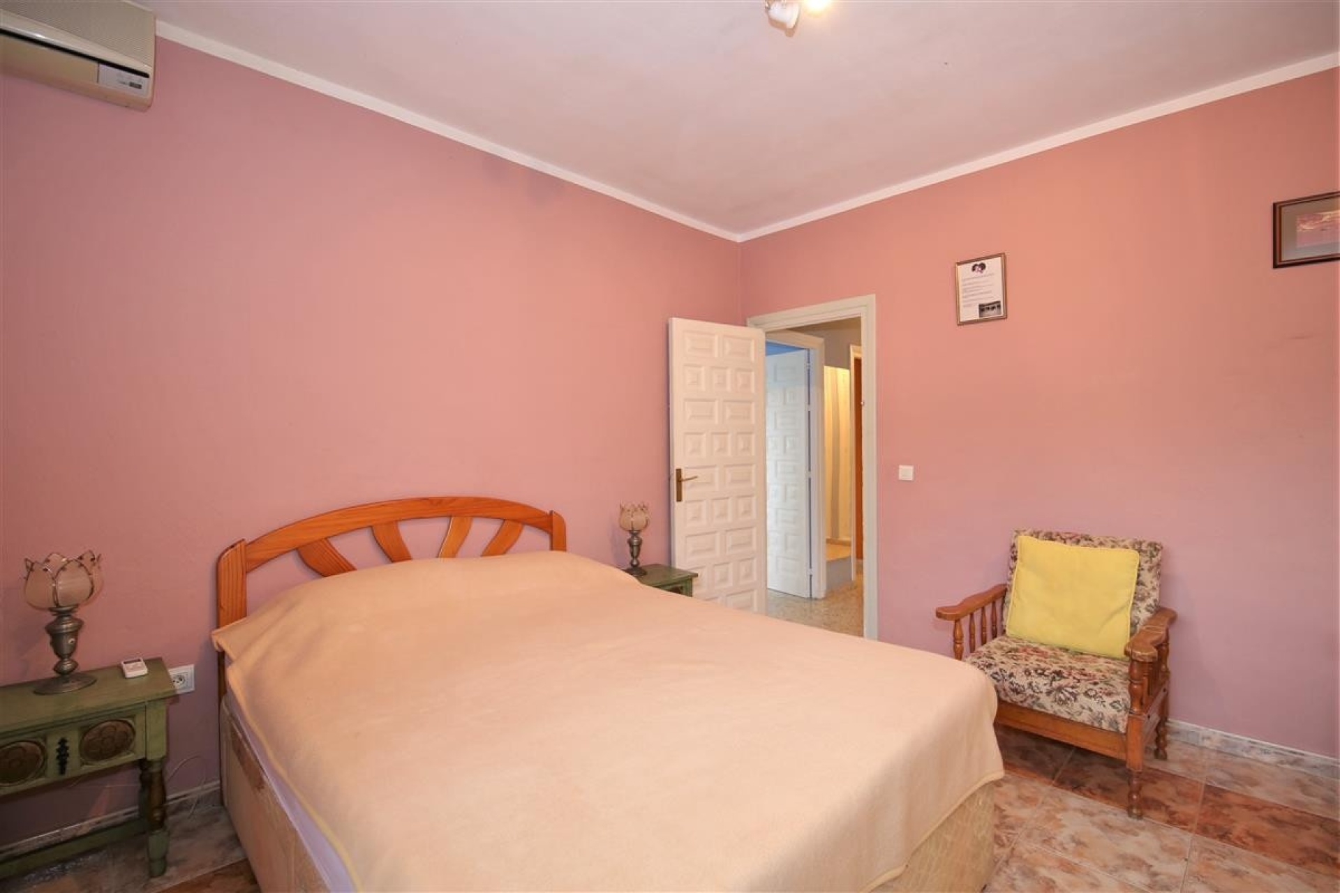 Resale - Villa - Estepona - Estepona Centro