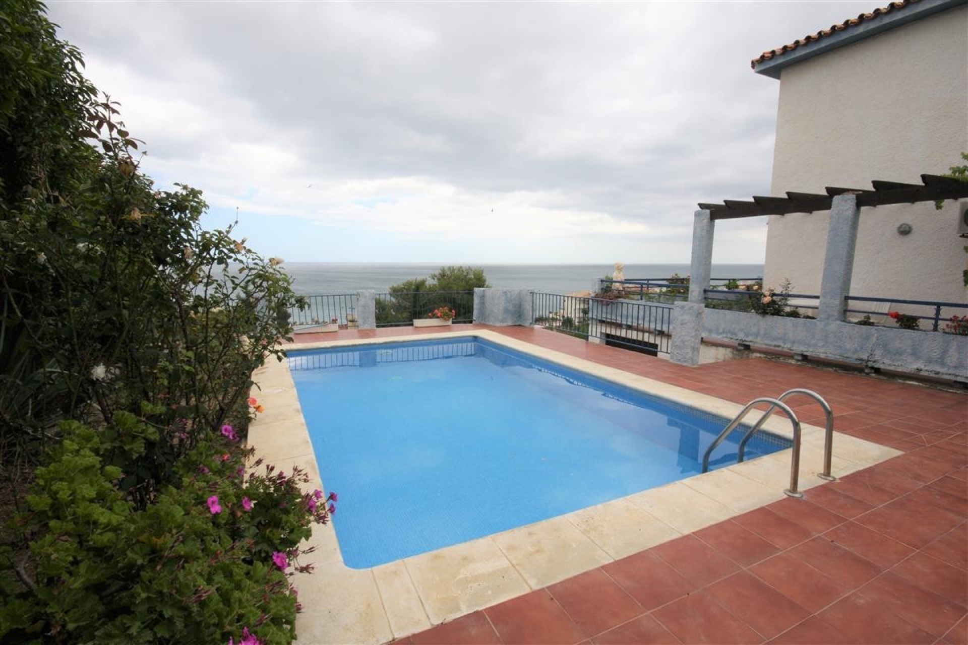 Resale - Villa - Estepona - Estepona Centro