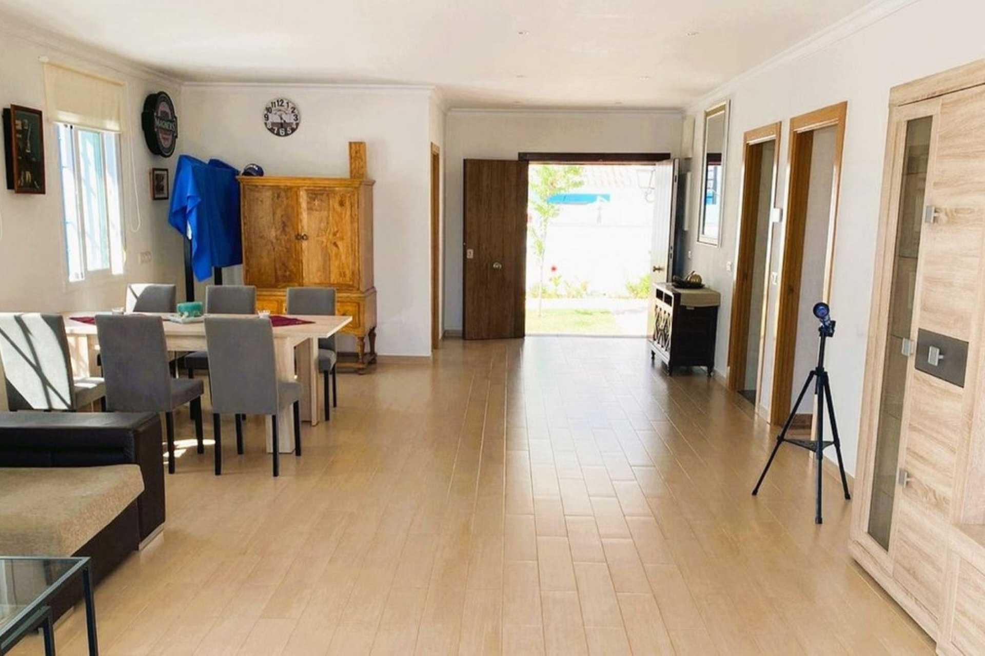 Resale - Villa - Estepona - Estepona Centro
