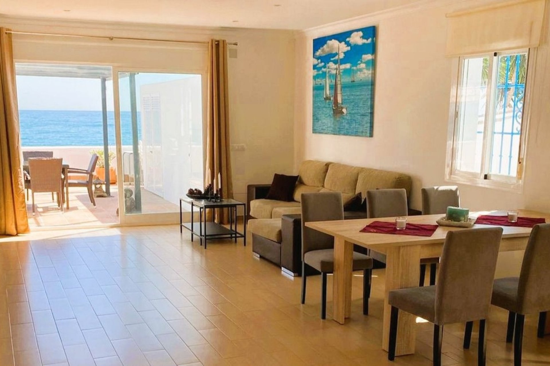 Resale - Villa - Estepona - Estepona Centro