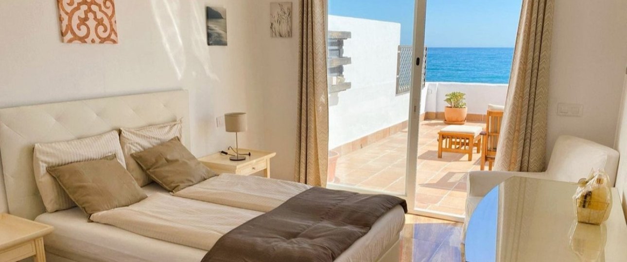 Resale - Villa - Estepona - Estepona Centro