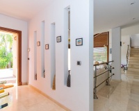 Resale - Villa - Estepona - Estepona Centro