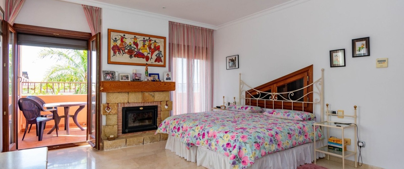 Resale - Villa - Estepona - Estepona Centro