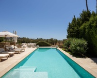 Resale - Villa - Estepona - Estepona Centro