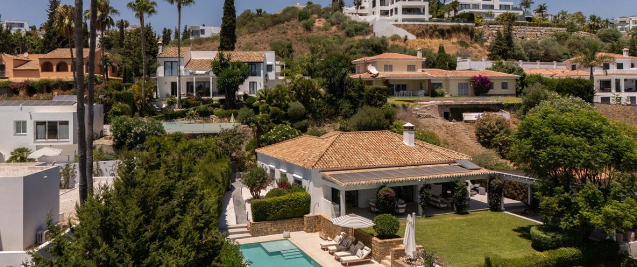 Resale - Villa - Estepona - Estepona Centro