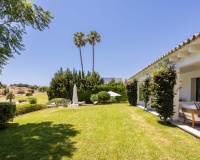 Resale - Villa - Estepona - Estepona Centro